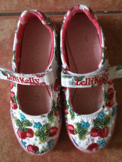 Growing up (new shoes)