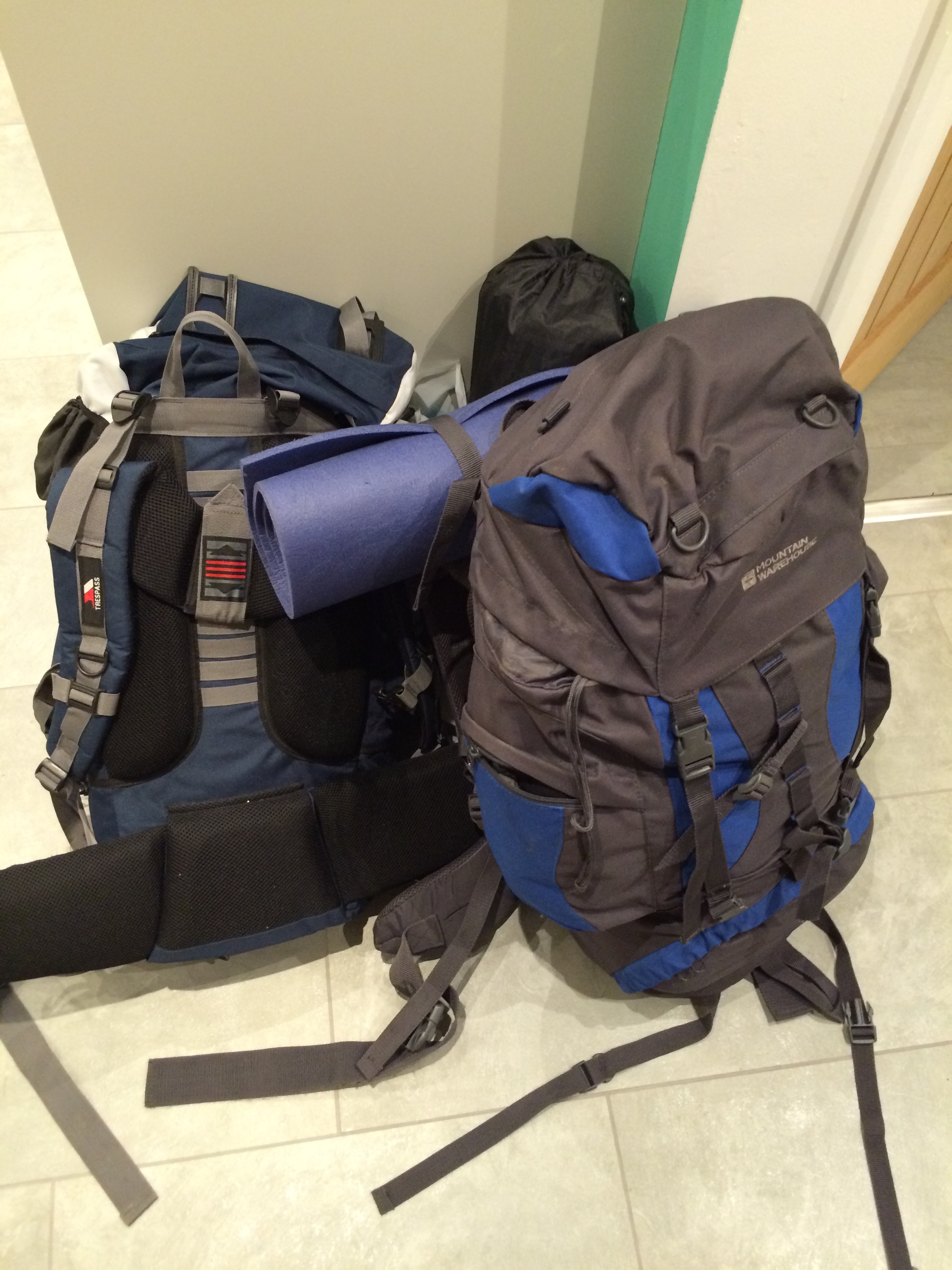 Rucksacks, Sons, Scout camp