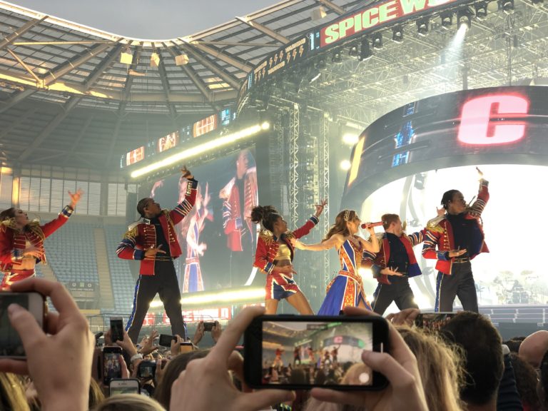 Spice Girls, Spice World tour, Geri, Silent Sunday, Sunday Snap