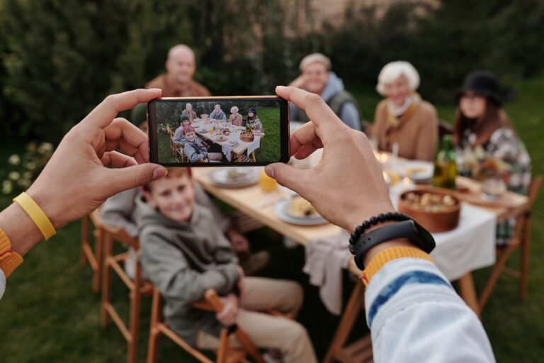 Family, Parents, Grandparents, Teenagers, Sandwich generation