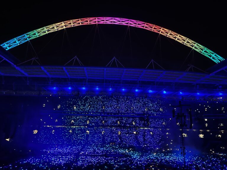 Coldplay, Wembley, Wembley Stadium, Coldplay concert, Silent Sunday, My Sunday Photo