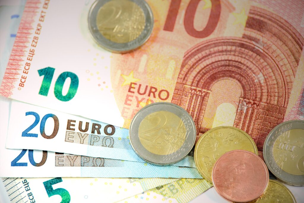 Euros, Cash, Money