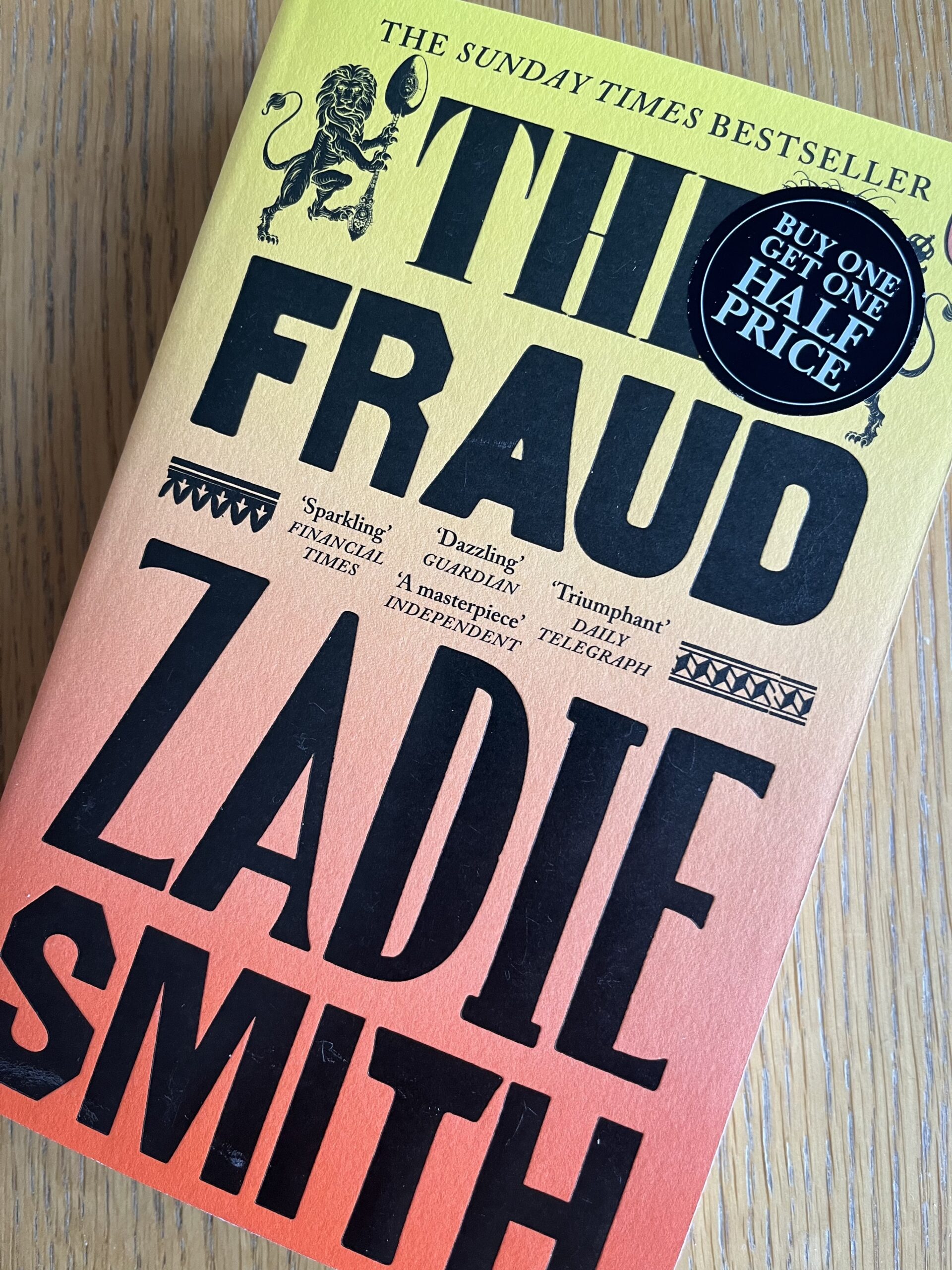 The Fraud: The instant Sunday Times bestseller: : Smith, Zadie: 9780241983096